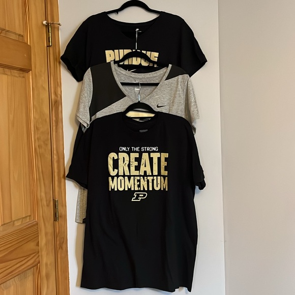 Purdue 3 t-shirt bundle (men’s/women’s) size XL. - Picture 2 of 10